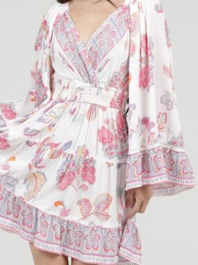NWT Angie bell sleeve dress
